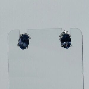 925 Sterling Silver Tanzanite Studs Earrings | EUC
